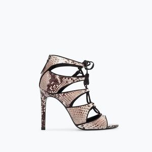 2/$25💙Zara heels (US6)